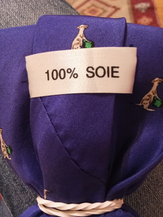 Cravata redefinita mătase