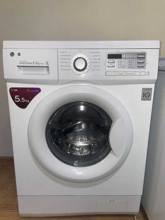 Стиральрая машина Lg, объем 5.5 кг, в хорошем состоянии