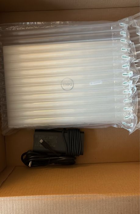 Dell XPS 15 9510 WIN11 - i9-11900H RTX3050Ti 32GB 2TB 4K Touchscreen