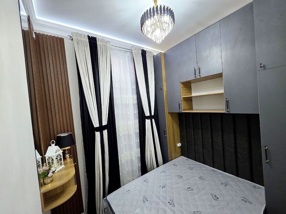 4 комнатная квартира в Новостройке Геофизика