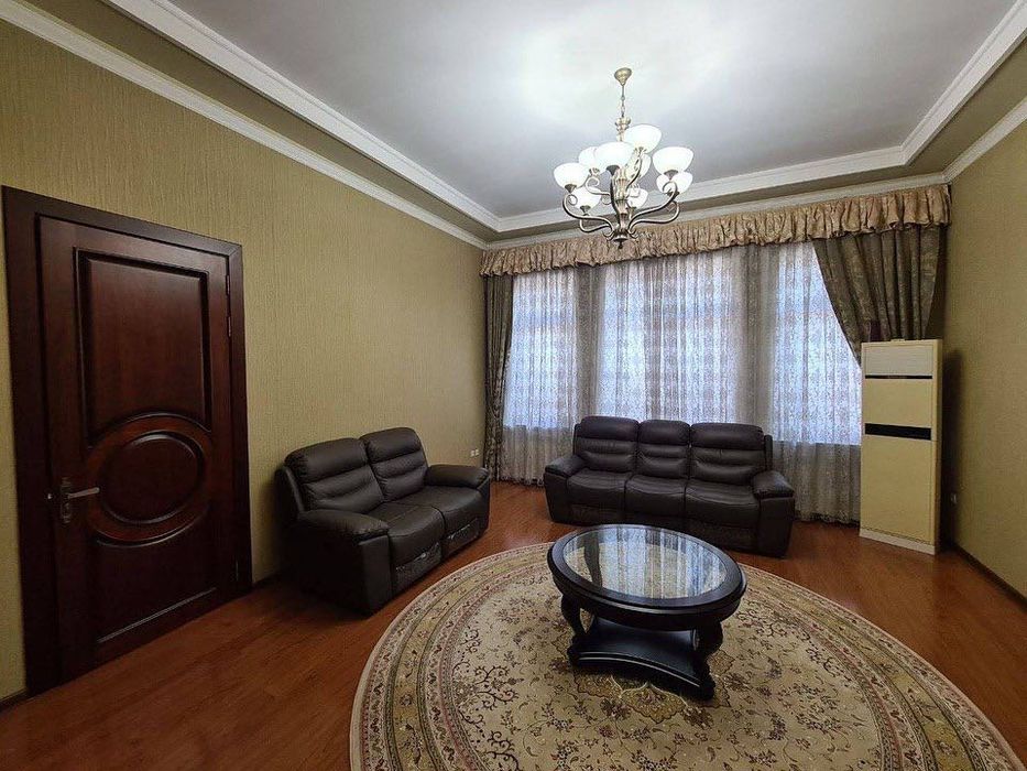 Nikitina ko‘chasida 3 qavatli uy sotiladi