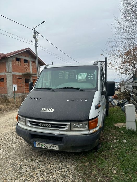 Vând iveco daily basculabil  motor 2.8