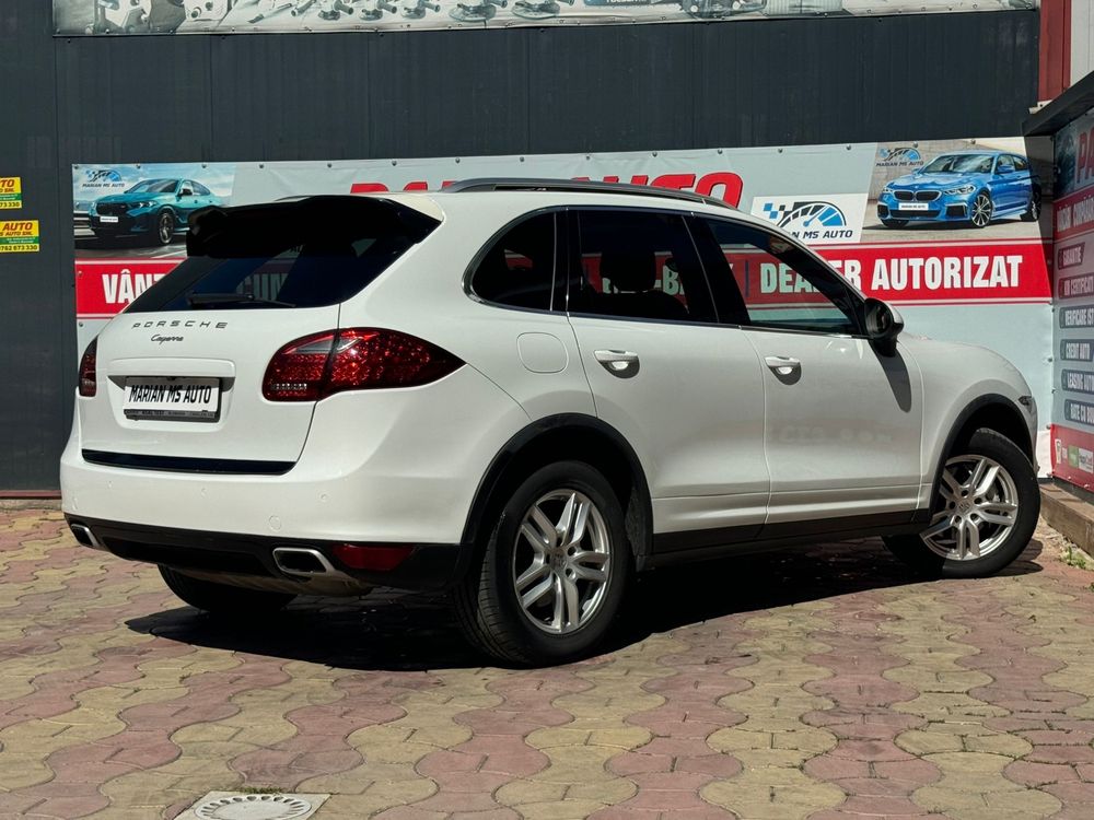 Porsche cayenn 3.0d variante auto