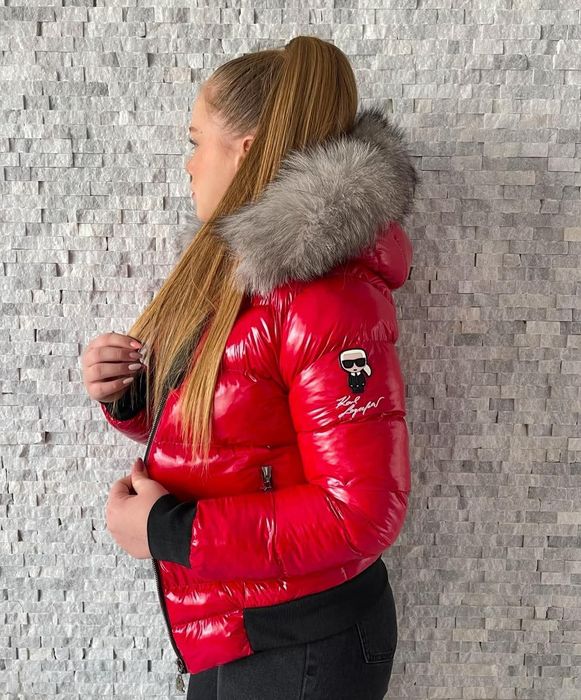 Дамски якета с естествен косъм на качулката.