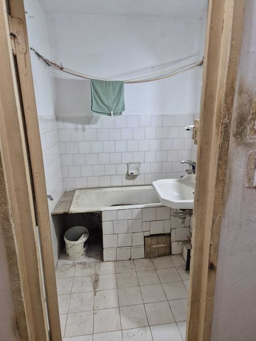 Vand garsoniera confort 1, zona Micalaca