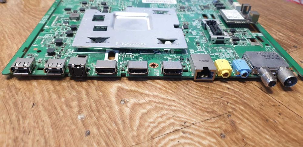 Продавам Main board BN41-02635B Samsung