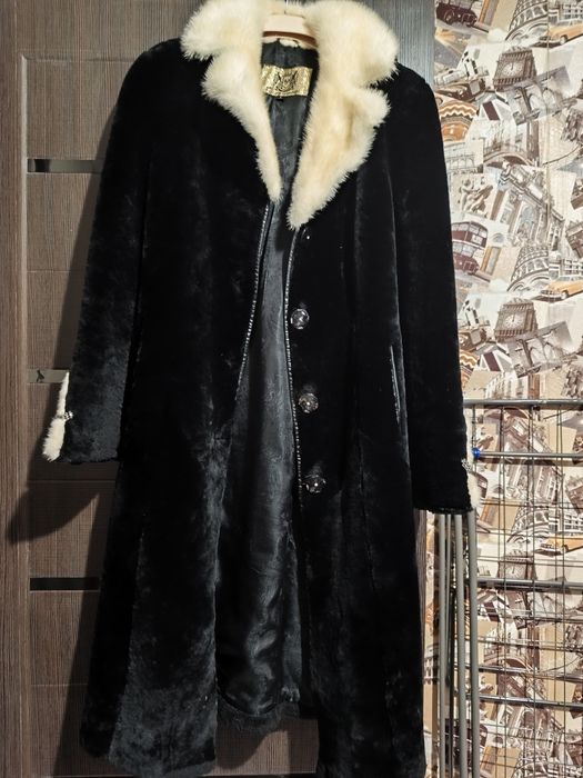 Продам шубки ! Звоните, забирайте!