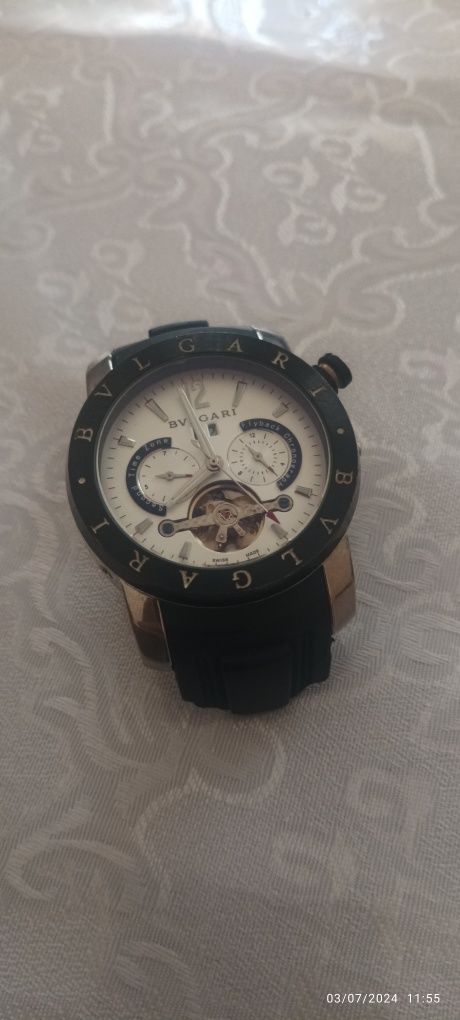 BVLGARI brendli soat