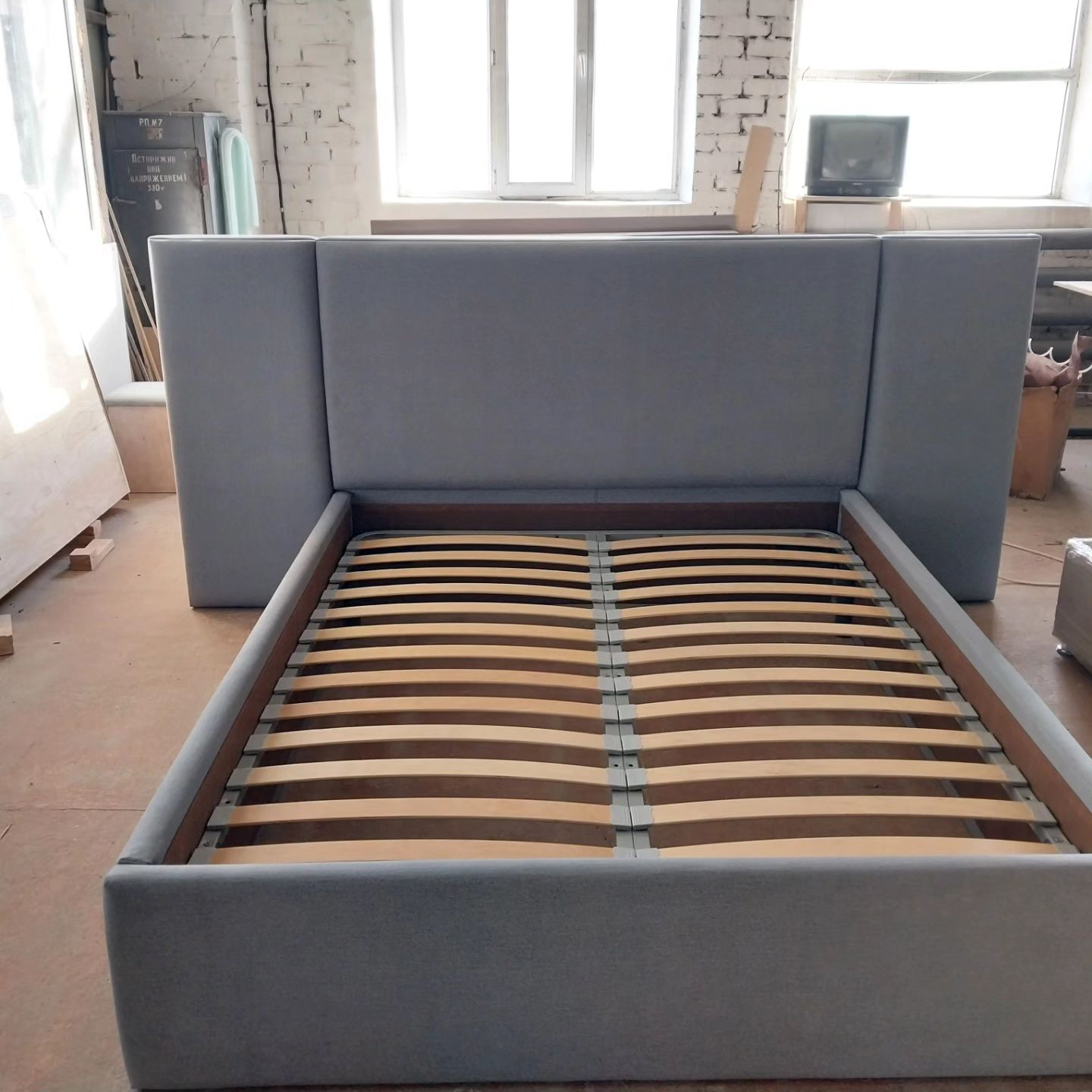 Мягкие кровати из качественных материалов на заказ