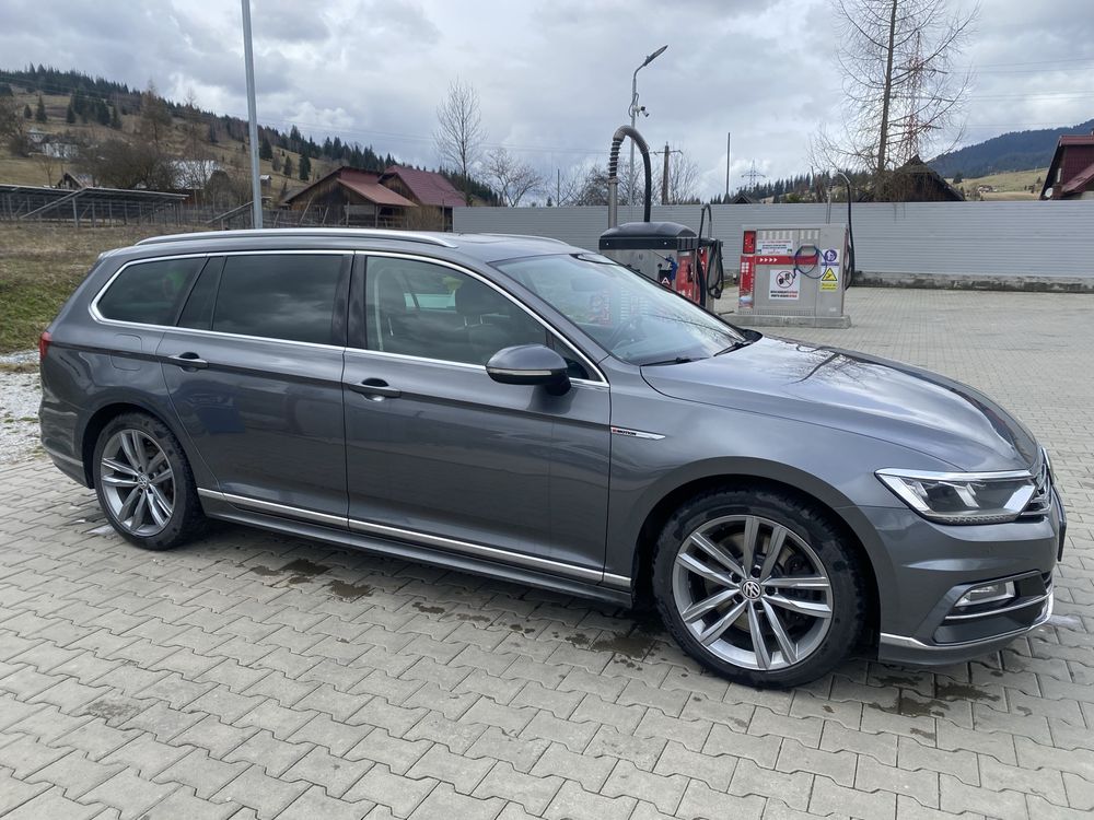 WV Passat R-Line