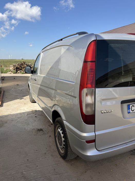Vand Vito 2.2 diesel din 2005, stare buna de functionare