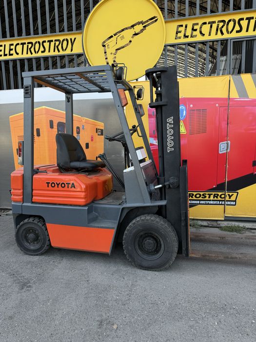 Вилочный погрузчик Тойота 5