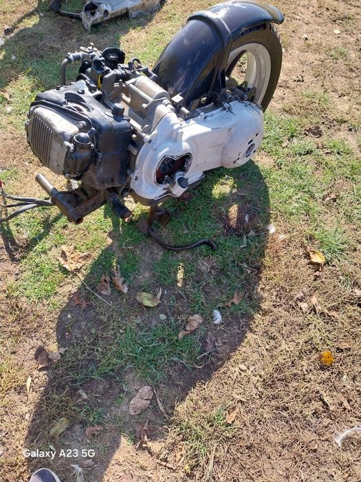 Motor piaggio liberty 125