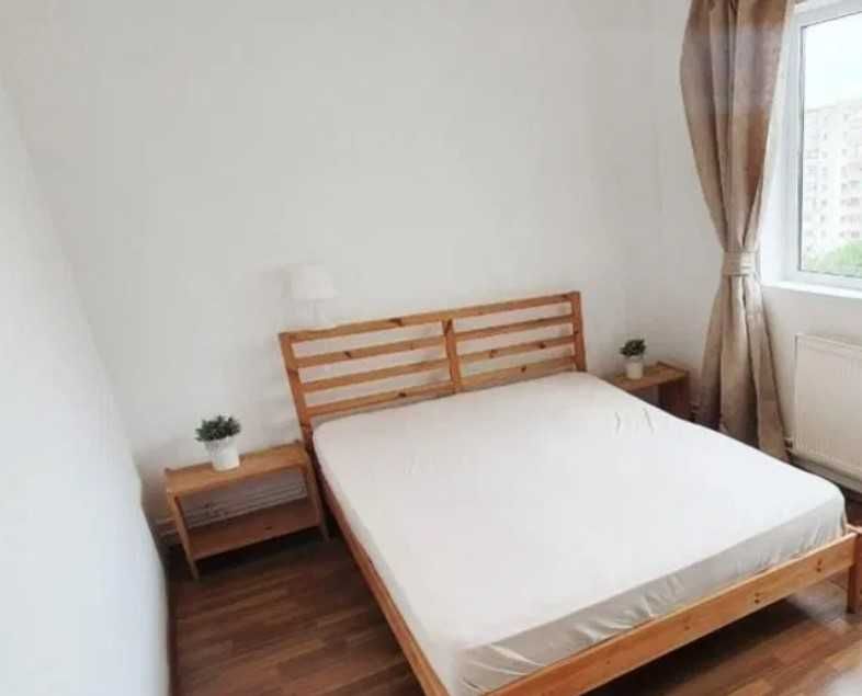 Дава се под наем Тристаен апартамент в Пловдив, Център - 79 кв.м за 214.2 € - Снимка #2