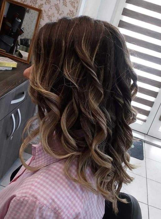 Salon de înfrumusețare Zorilor!