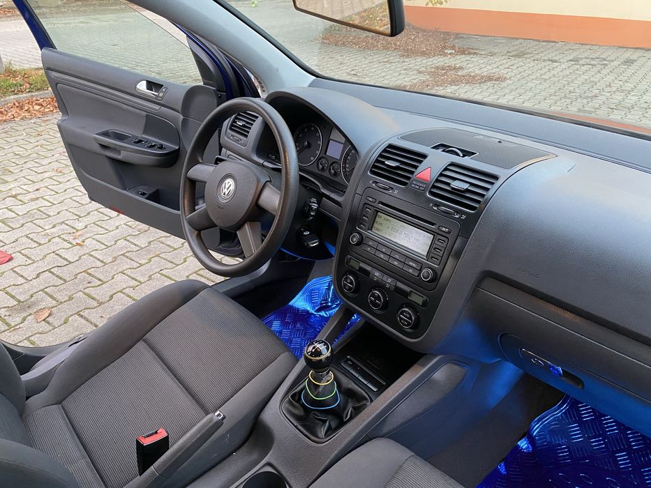 Vw Golf 5 1.6 16V 2007 Euro 4 Unic Proprietar în acte / 2450€ usor neg