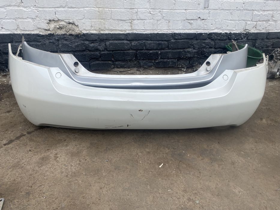 Задний бампер Камри 40