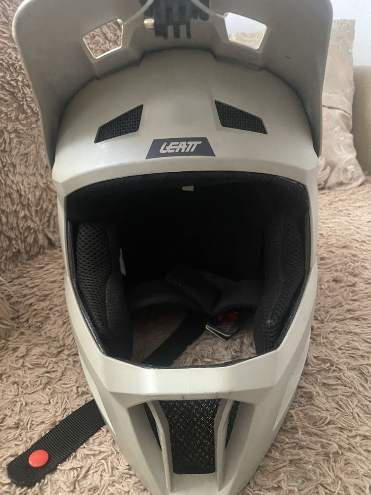casca full face leatt