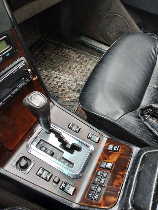 Mercedes-benz w140 s320