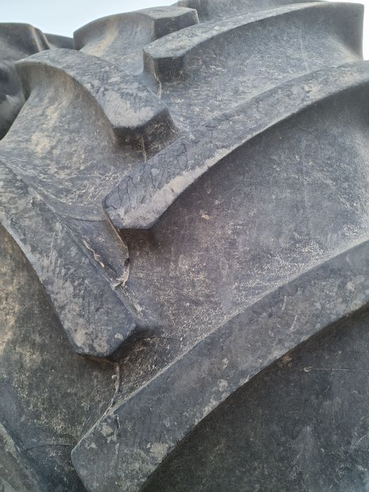 CAUCIUCURI agricole 600/65R38 marca Mitas