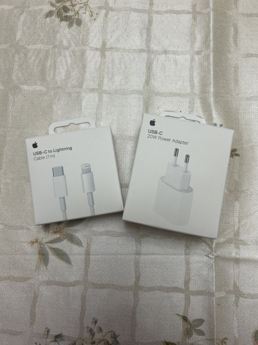 зарядка для айфона по 4500 есть торг