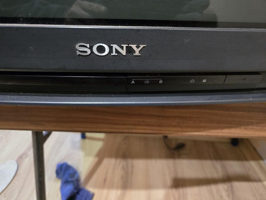 Продавам Телевизор Сони