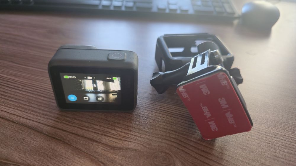 GoPro Silver 7 app noua + suport