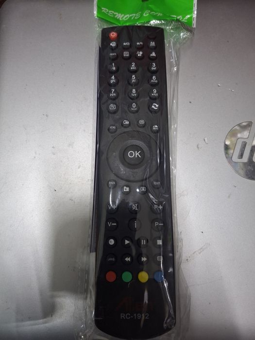 Telecomanda Lcd Orion  Rc 1912, noua.