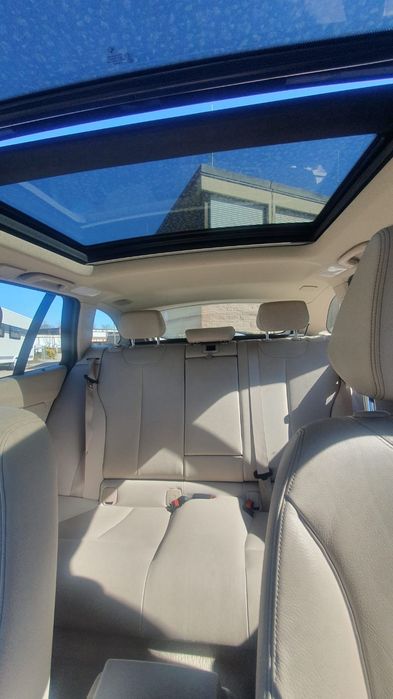 Vând BMW 320 , an 2012