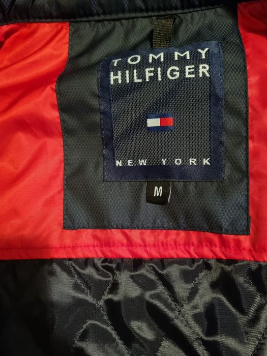 Geaca Tommy Hilfiger noua