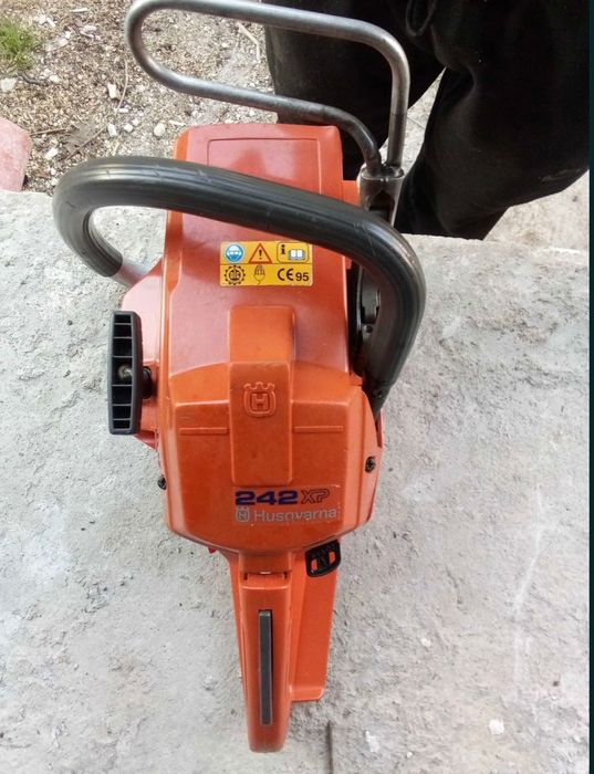Хусварна 242хпг  префесоянална