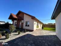 Casa parter la cheie + garaj , pompa de caldura + panouri (Oradea)
