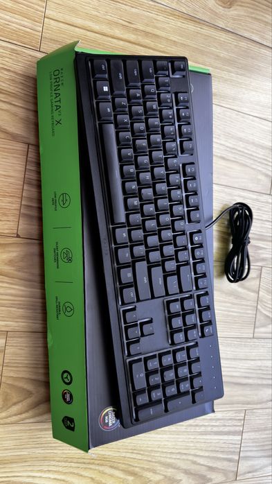 Tastarura gaming razer ornata silentioasa