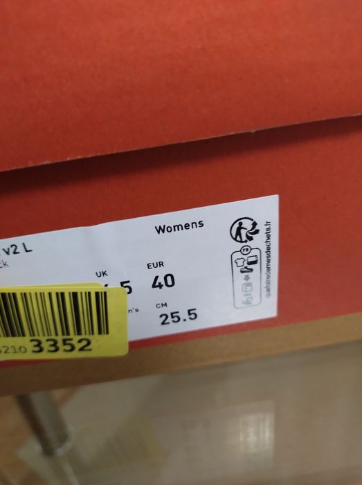 Adidași Puma dama, mărimea 40,  noi