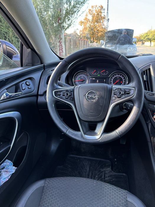 Vand opel insignia 1.6 benzina turbo