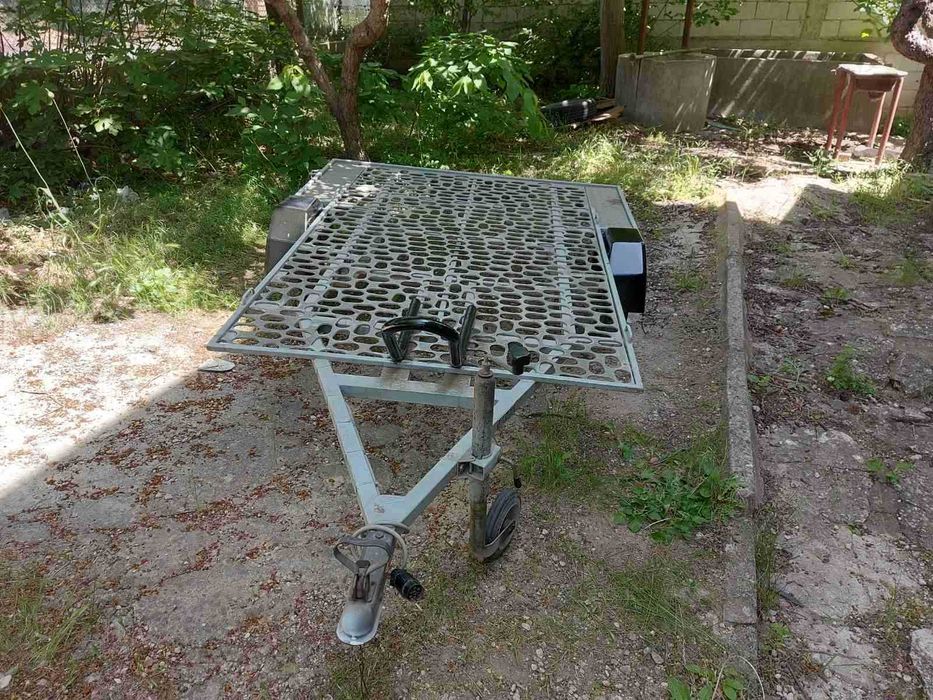 ремарке - платформа за мотоциклети