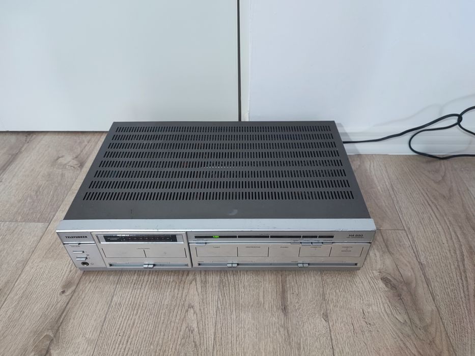 Amplificator Telefunken HA 850 statie