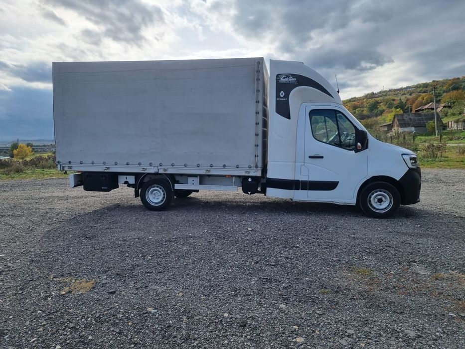 Vând Renault Master