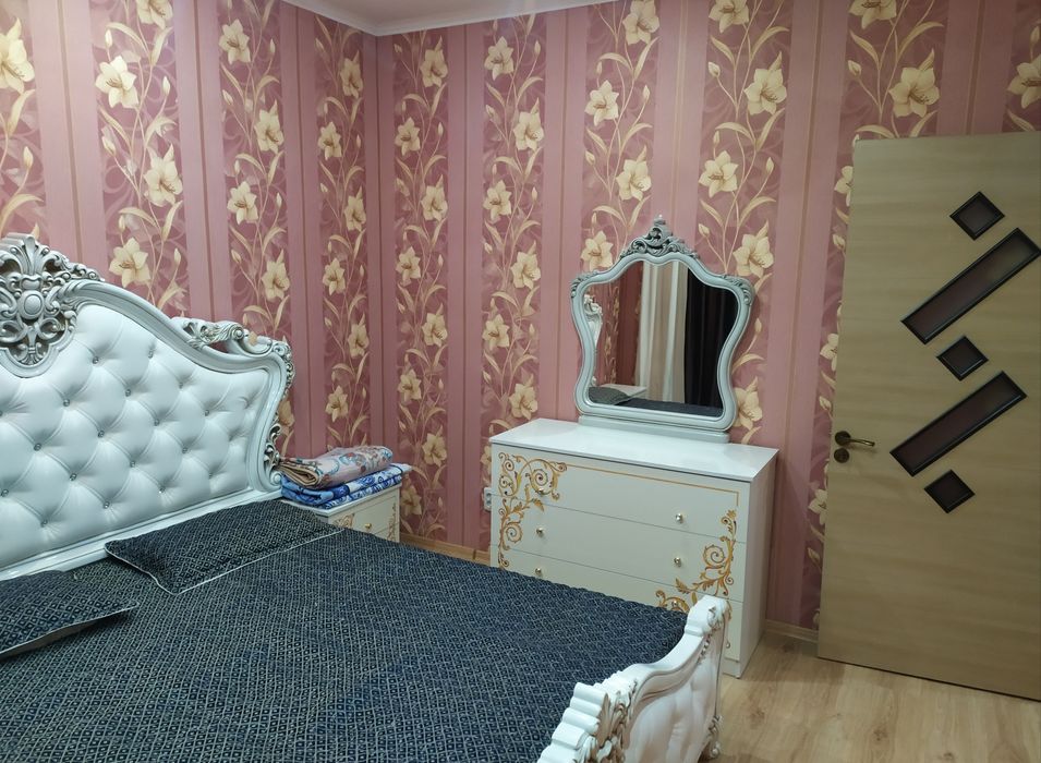 2-х комнатная посуточно в центре. Абая