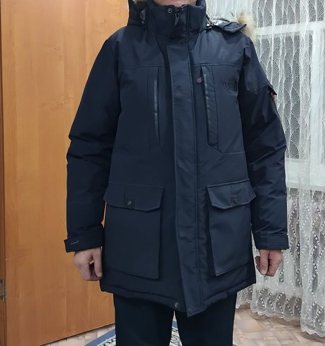 Продам зимнюю мужскую куртку