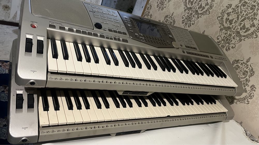 Хорошоя YAMAHA PSR 2100