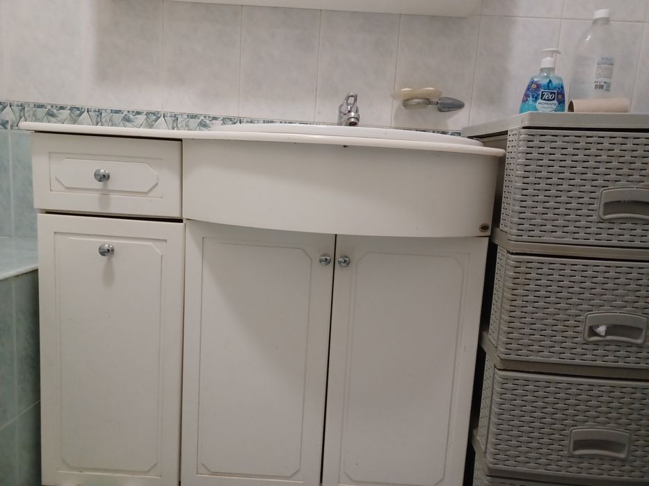 PVC шкаф за баня