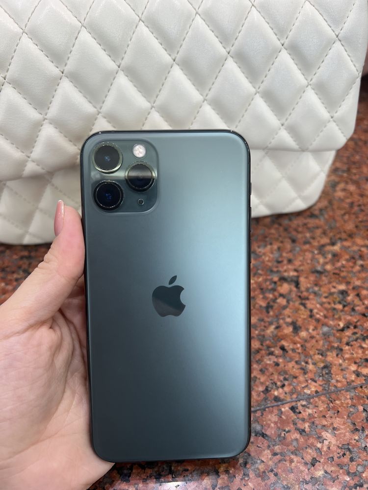 iPhone 11pro с гарантий