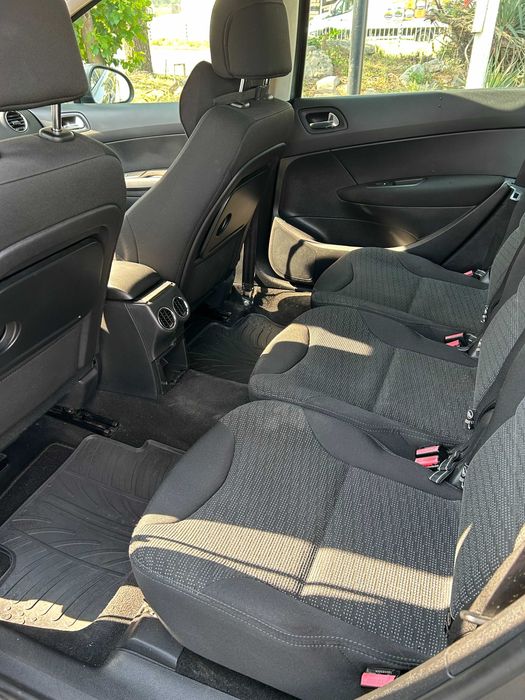 Peugeot 308 SW отлично подържано