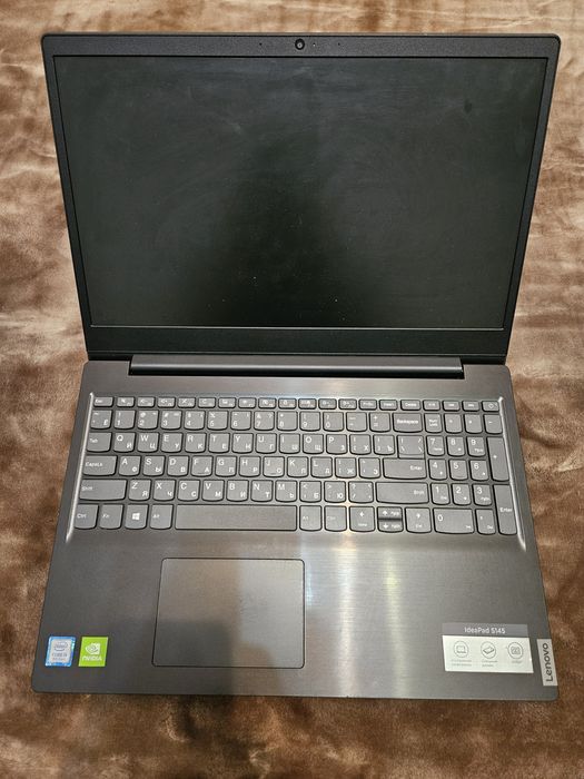 Ноутбук Lenovo i5 8265u/8gb озу/256gb ssd