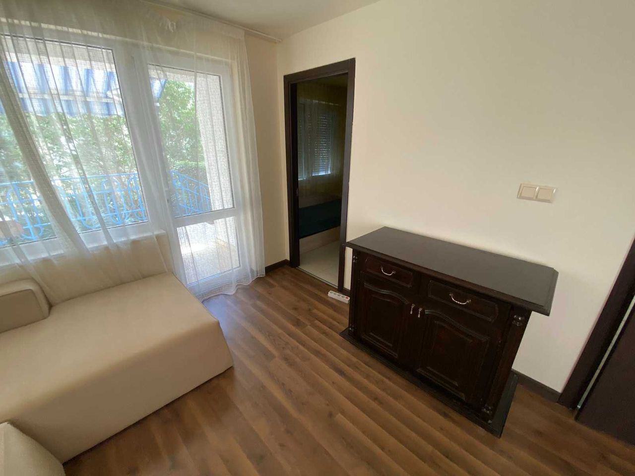 Дава се под наем Етаж от къща в Варна, м-т Евксиноград - 70 кв.м за 490 € - Снимка #1