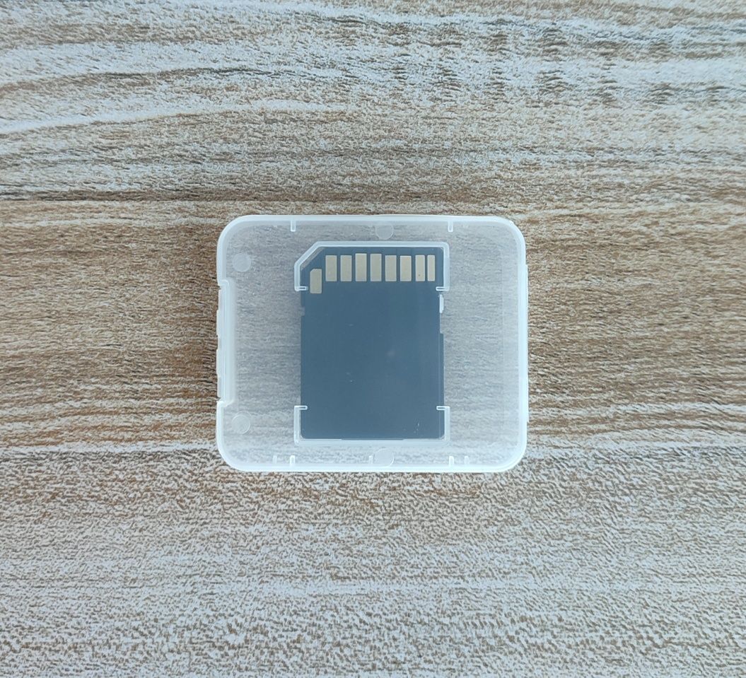 Нова Micro SD карта 1024 GB с адаптер / Class 10