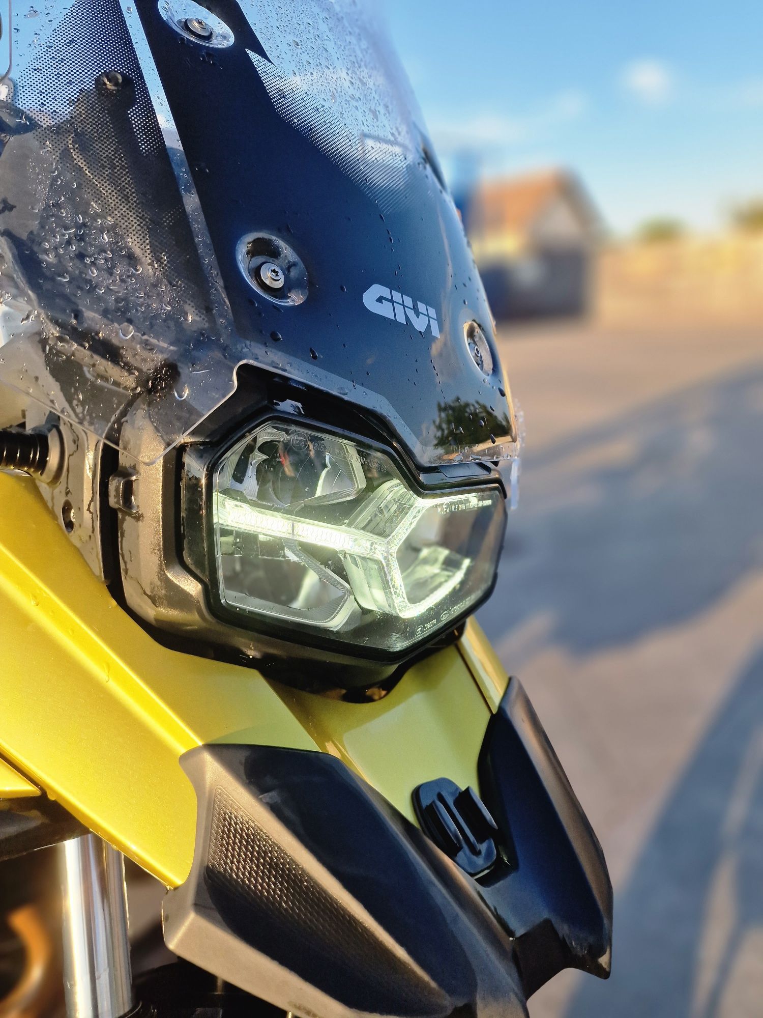 BMW F 750 GS (2019)  sau schimb cu skoda superb