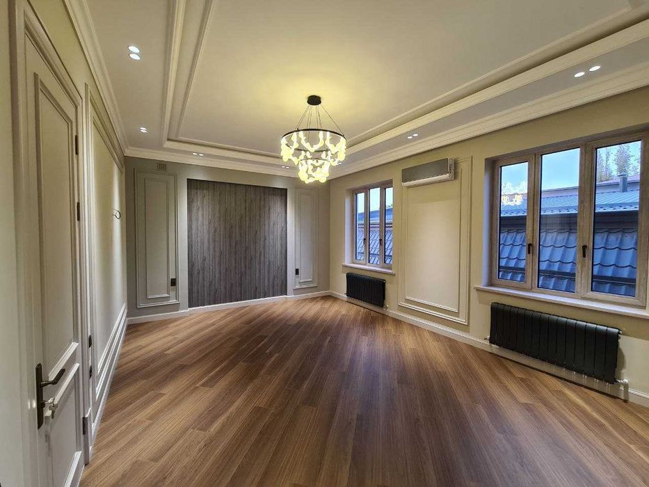 Продаётся Шикарный ДОМ в Центре Луначарском 7,5 соток ! Новый