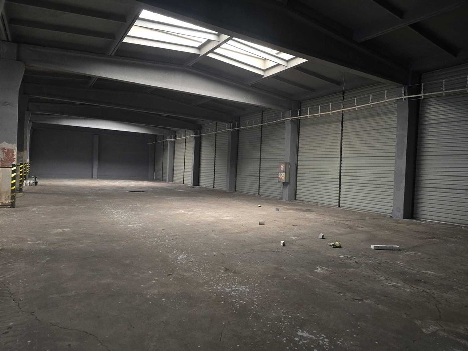 Inchiriem hala industraia Ploiesti (zona PLoiesti Sud)